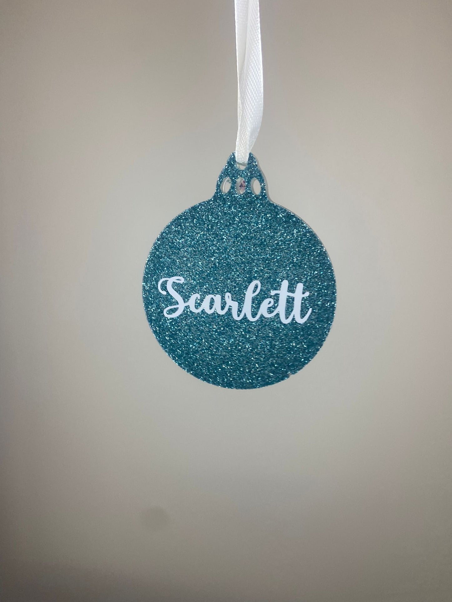 Boule de Noël personnalisable en résine