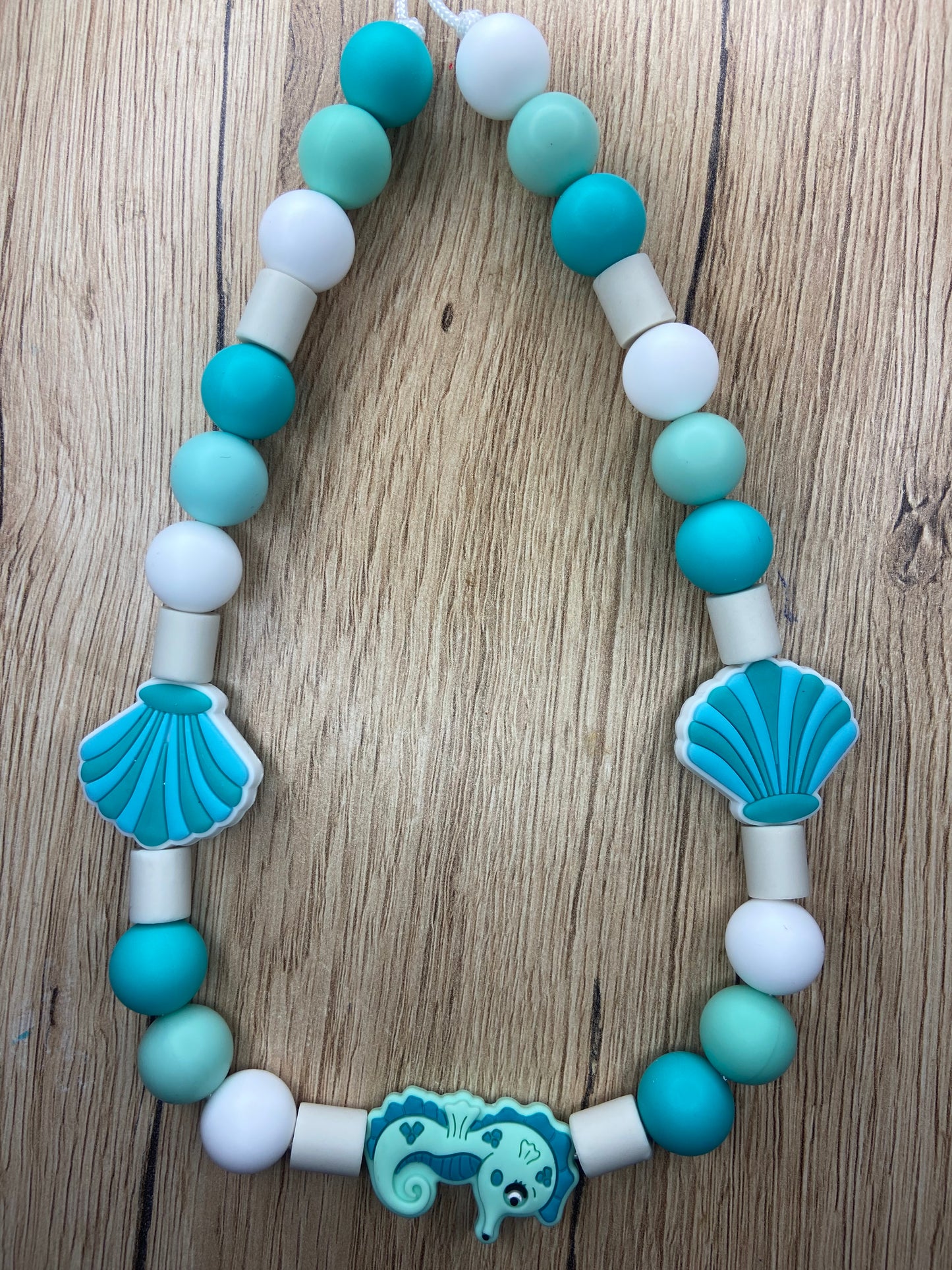 Colliers en perles - Eté