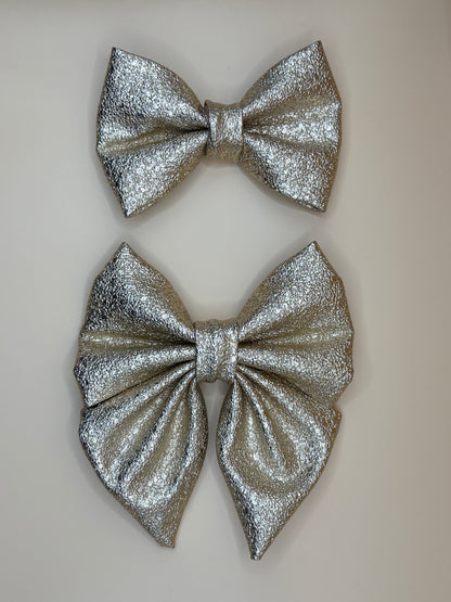 Noeud papillon en simili cuir