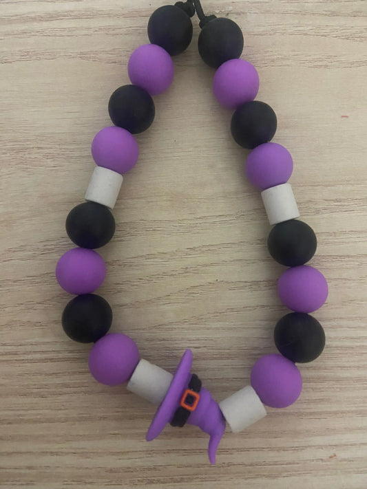 Collier antiparasitaire en perles - sorcière