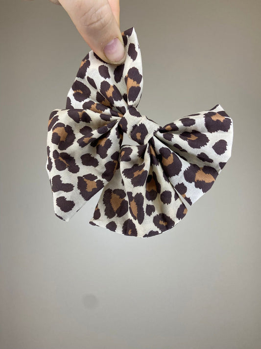 Noeud papillon léopard